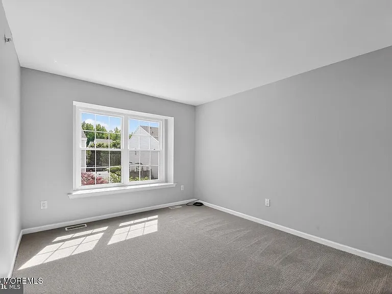 117 Buckingham Way — Photo 11