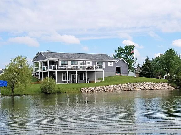 2nd image of 14707 Lakeshore Dr
