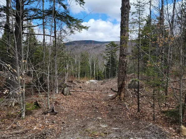1007 Apres Way, Carrabassett Valley, ME 04947