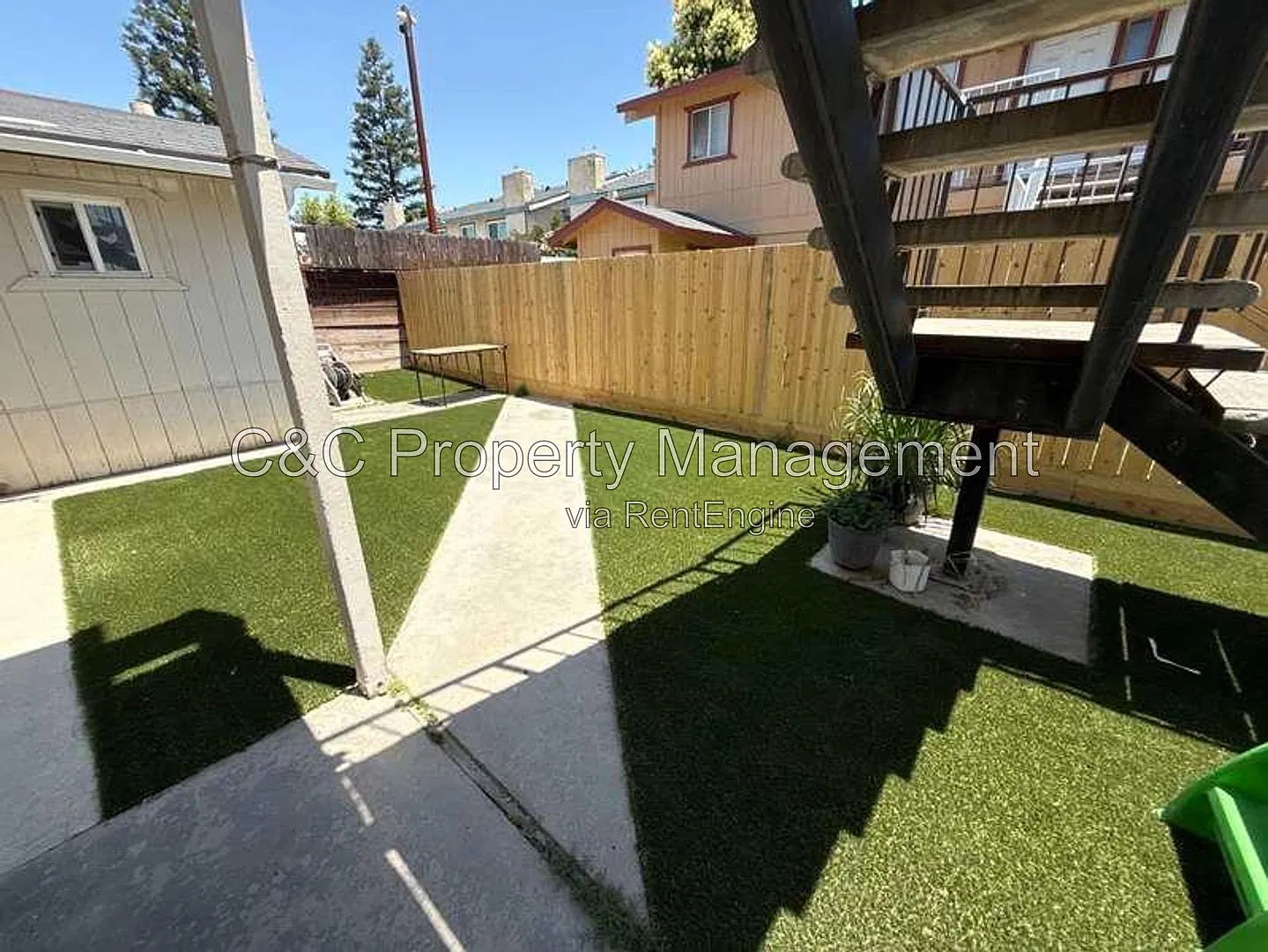 3 bed, 1.0 bath, 1000 sqft, $1,750 — Photo 2