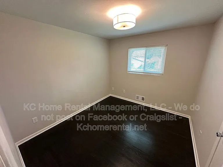 5012 Powell Ave — Photo 15