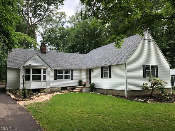 2858 Lakeland Pkwy, Stow, OH 44224