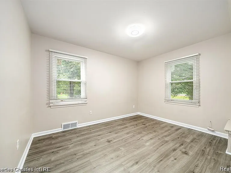 4912 S Clunbury Rd — Photo 20