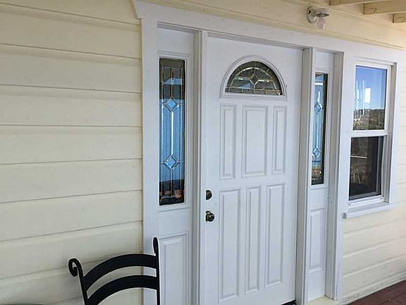 3rd image of 28755 Palisades Dr