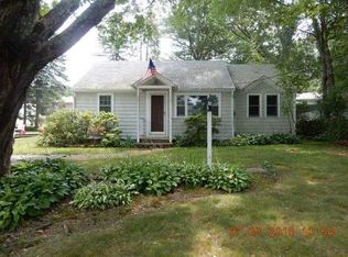 47 Twin Leaf Trl, Saunderstown, RI 02874