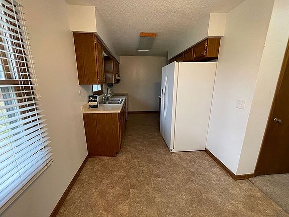 4th image of 405 Parkridge Ave