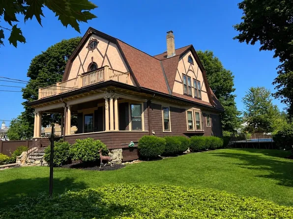 14 Lafayette St, Waltham, MA 02453