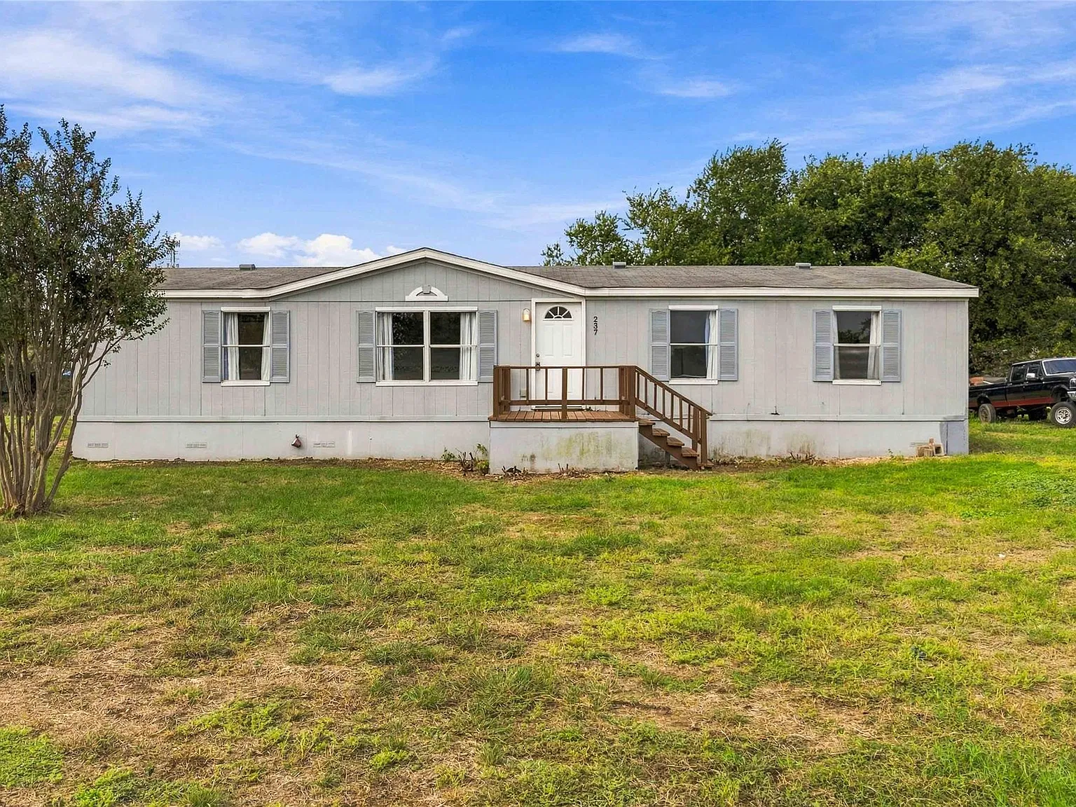 4 bed, 2.0 bath, 1568 sqft, $1,895 — Photo 1