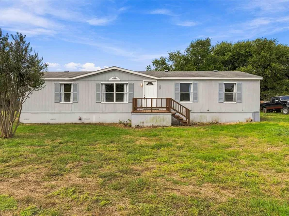 237 Clear Springs Dr, New Braunfels, TX 78130