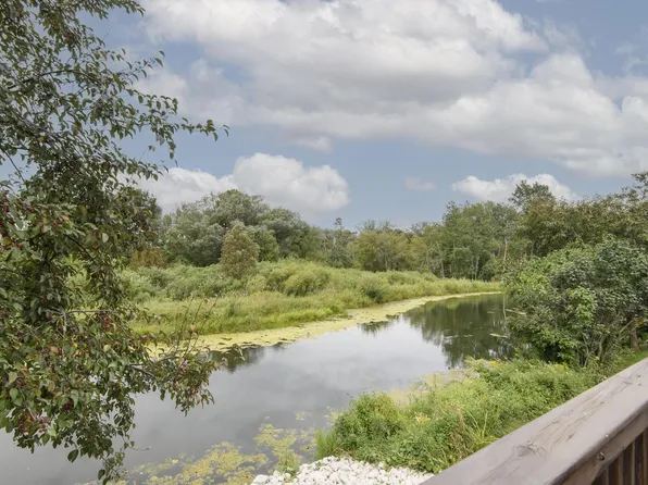 3004 Valley AVENUE, West Bend, WI 53095