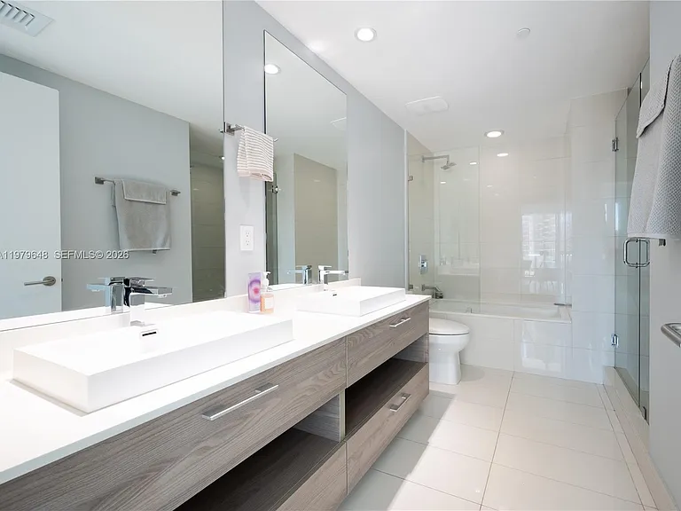 1300 S Miami Ave #1206 — Photo 6