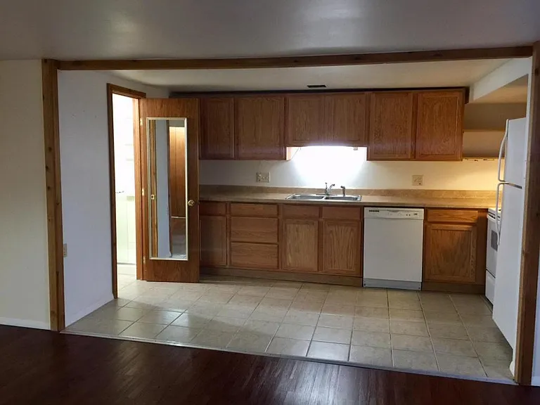 632 Washakie St — Photo 6
