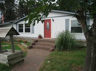 101 Hillview St, Whitney, TX 76692