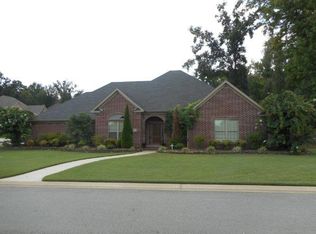 3205 Saddlebrook Dr, Searcy, AR 72143