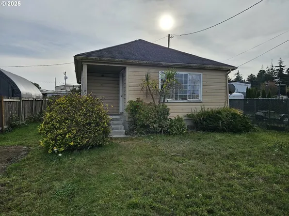 161 N Cammann St, Coos Bay, OR 97420