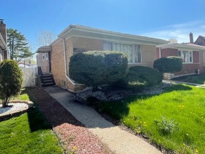 8515 S Jeffery Blvd, Chicago, IL, 60617
