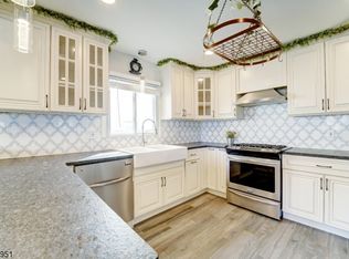 99-101 Manchester Pl, Newark, NJ 07104
