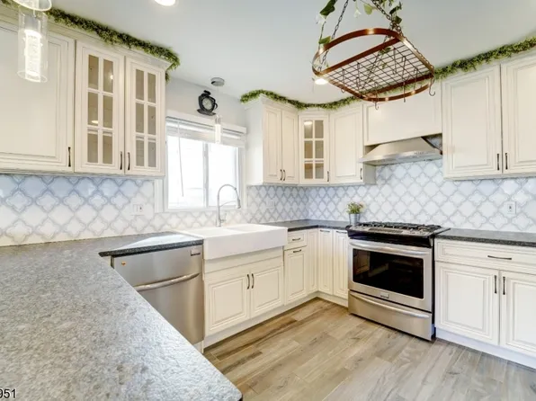 99 - 101 Manchester Place, Newark City, NJ 07104