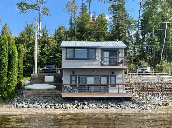 43 Jackson Lodge Road, Canaan, VT 05903