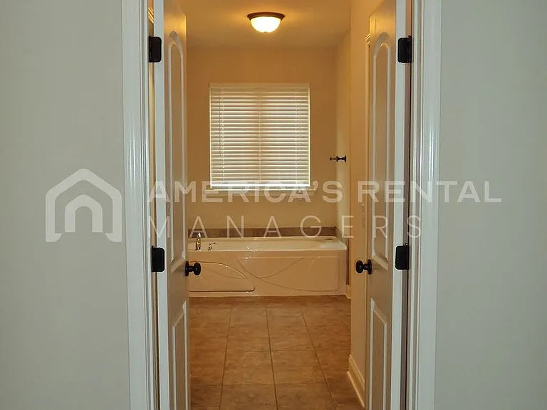 3768 Creekside Way — Photo 14