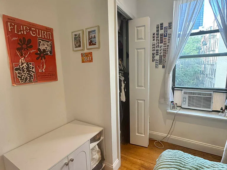 1229 1st Ave #14 — Photo 4