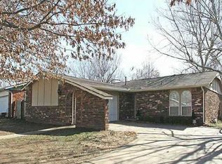 1245 W Louisville St, Broken Arrow, OK 74012
