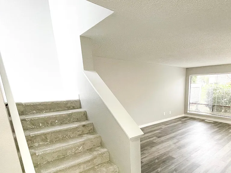 31908 34th Pl SW — Photo 4