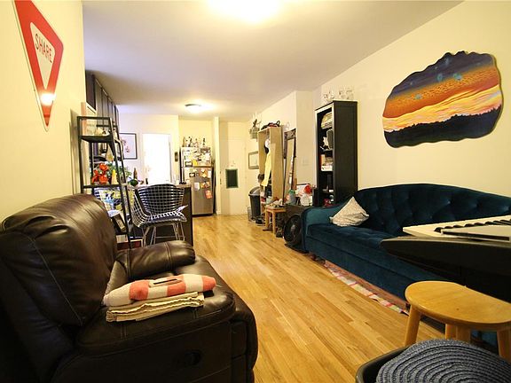 4th image of 1144 44th Dr APT 15