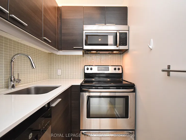 349 McLeod St #726 — Photo 14