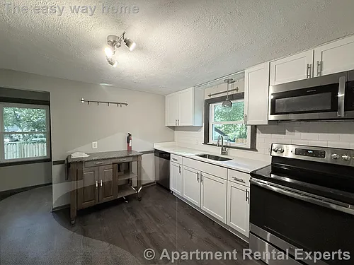 21 Jerome St Photo 1