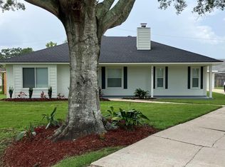 17741 La Grange Ct, Baton Rouge, LA 70817