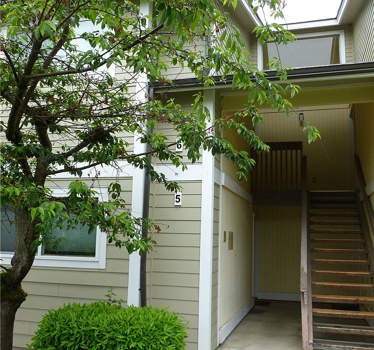 1st image of 4709 176th St SW APT C6