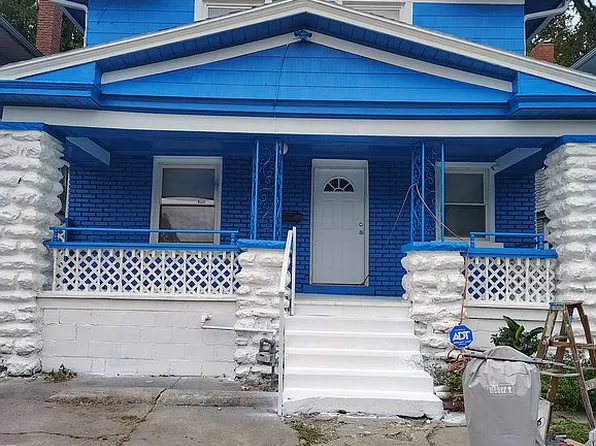 3249 Victor St, Kansas City, MO 64128