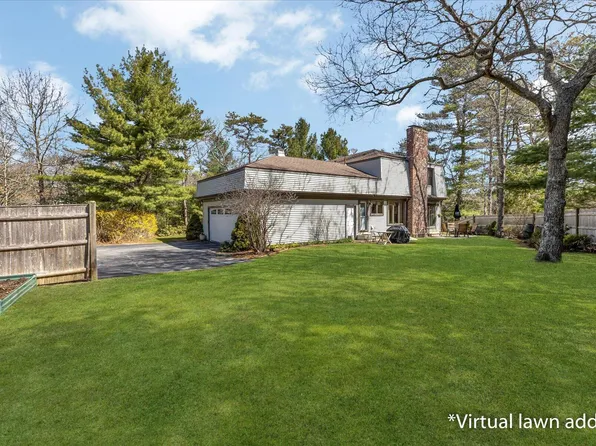 99 Captain Samadrus Road, Cotuit, MA 02635