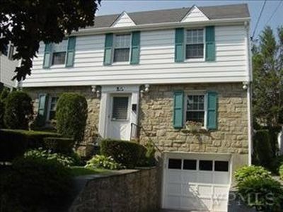 35 Emmett Pl, Yonkers, NY, 10703