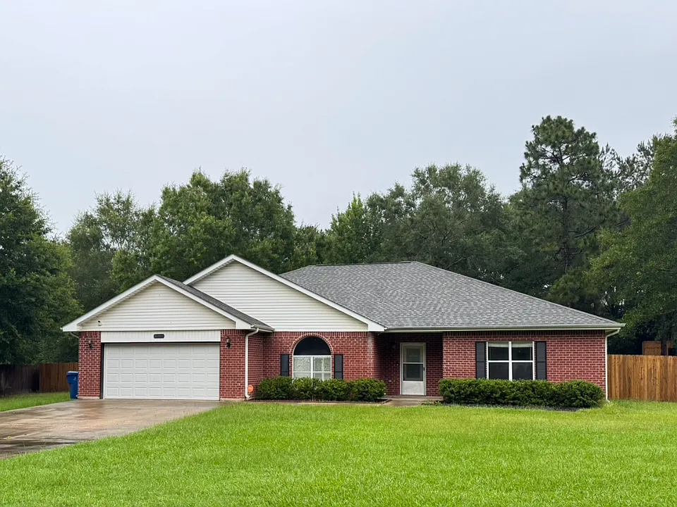 1050 Gage Dr