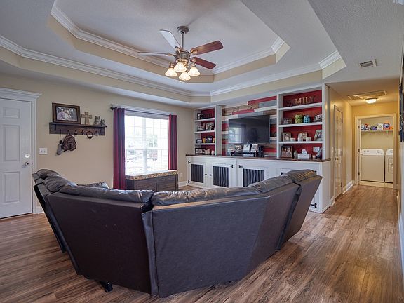 4th image of 5216 Calvary Cir
