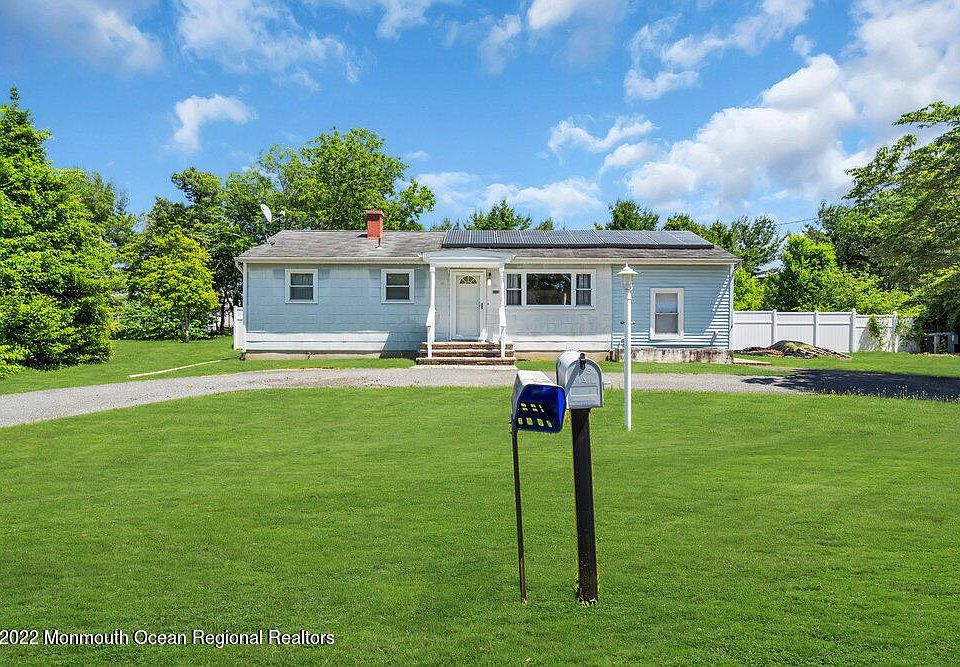 1st image of 112 Cedarwood Dr