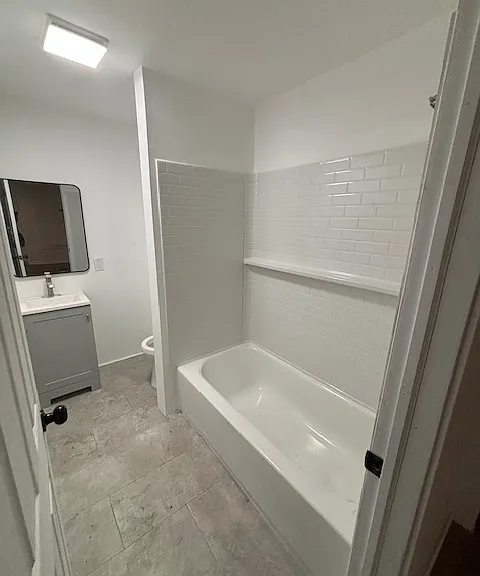 82 Dewitt St — Photo 6