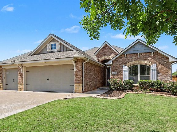 2nd image of 1301 Woodgrass Ct