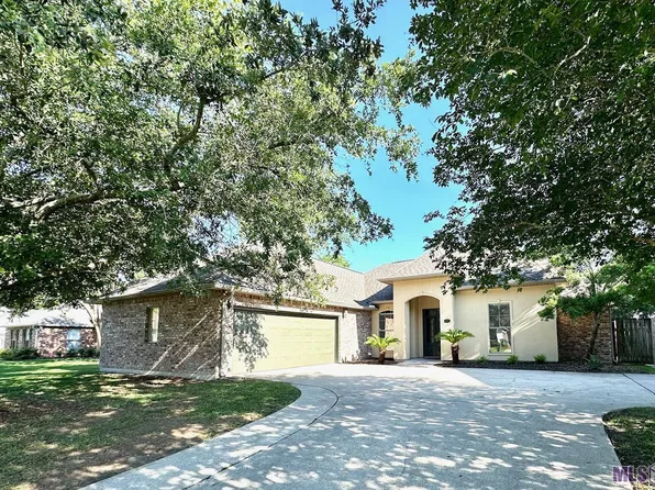 37211 Cobblestone Ave, Geismar, LA 70734