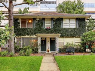 2105 Sheridan St, Houston, TX 77030