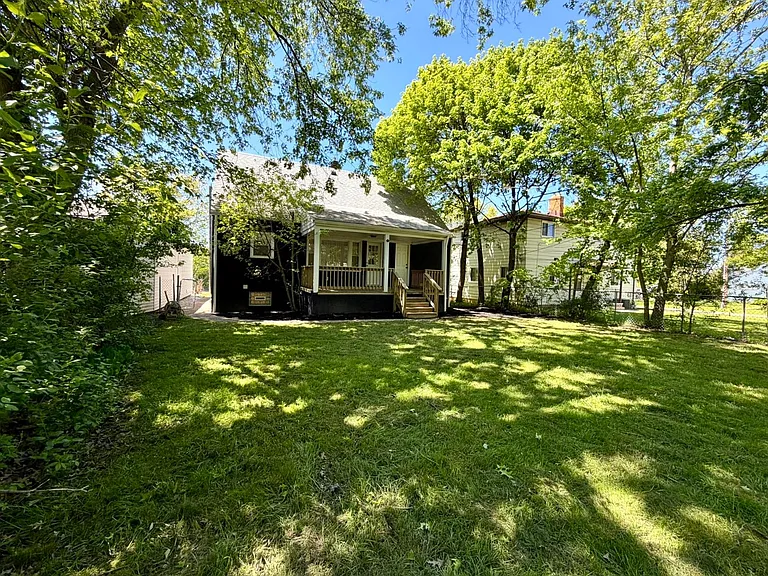 1699 Warrensville Center Rd — Photo 20