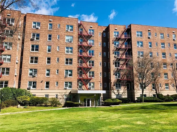 1300 Midland Avenue #B-65, Yonkers, NY 10704