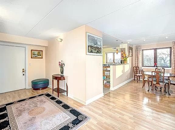 2nd image of 2086 Saint Johns Ave APT 407