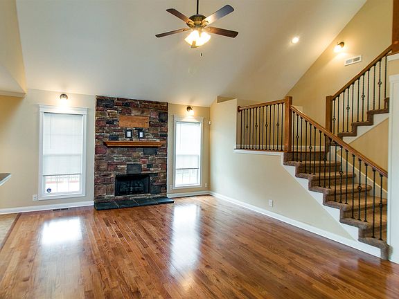 5th image of 3708 Windhaven Ct