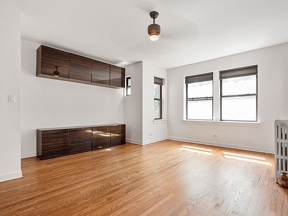 2nd image of 1848 W Lunt Ave #3