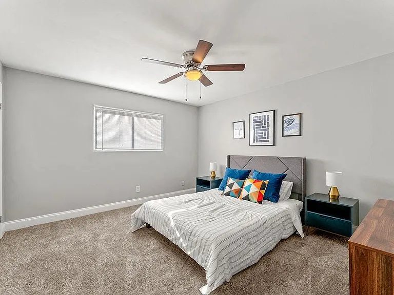 Balfour East Lake — Photo 2