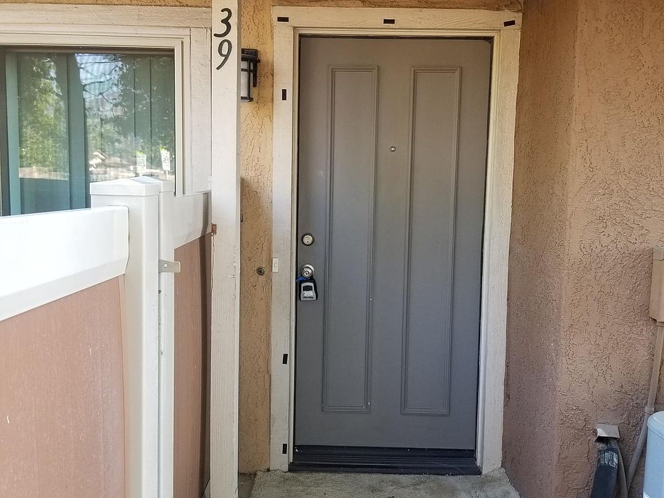 1st image of 1460 Kendall Dr Unit 39