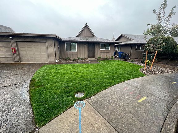 2nd image of 3298 Alberta Ave NE #0